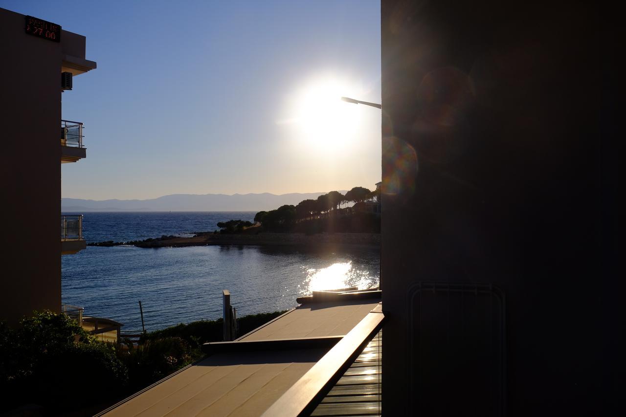 Mert Otel Çeşme Exterior foto