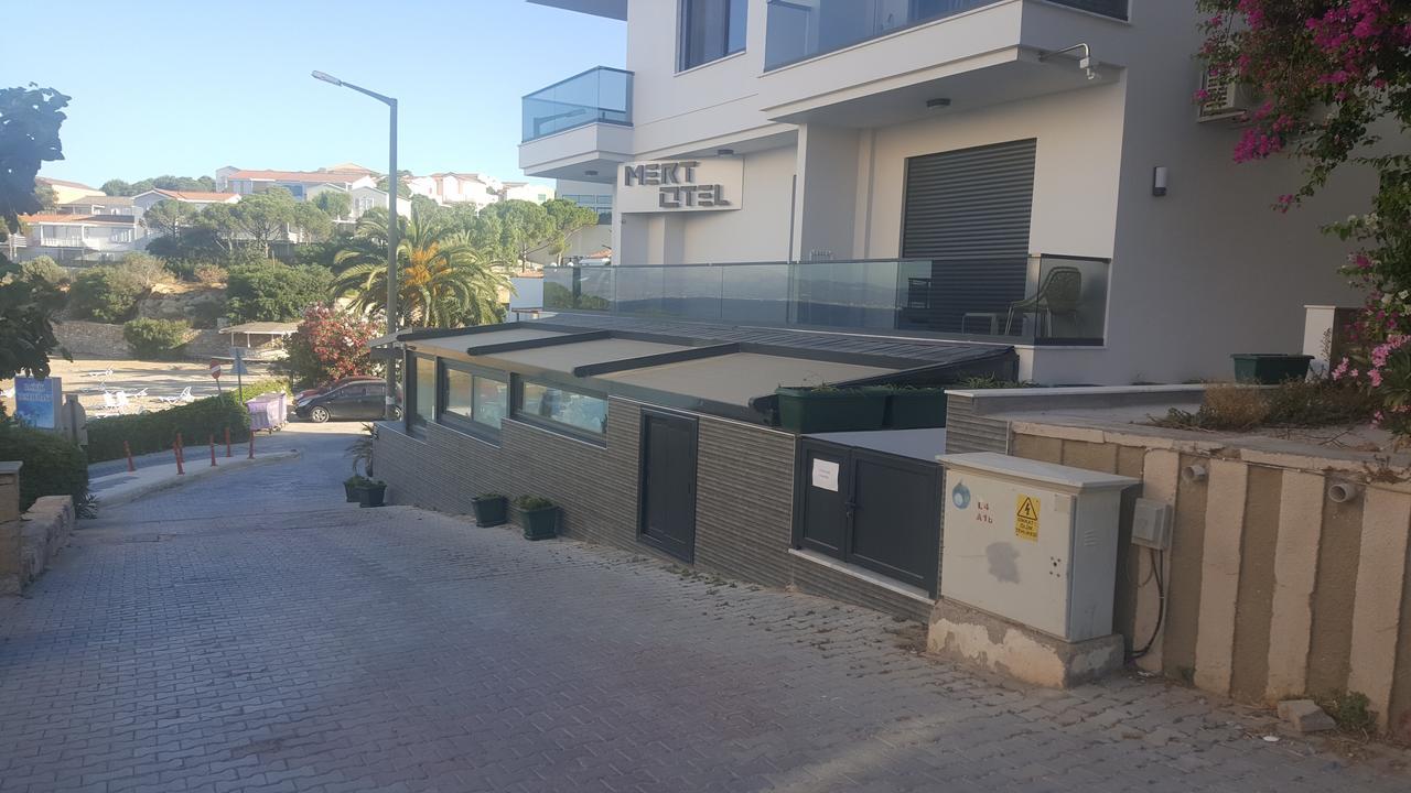 Mert Otel Çeşme Exterior foto